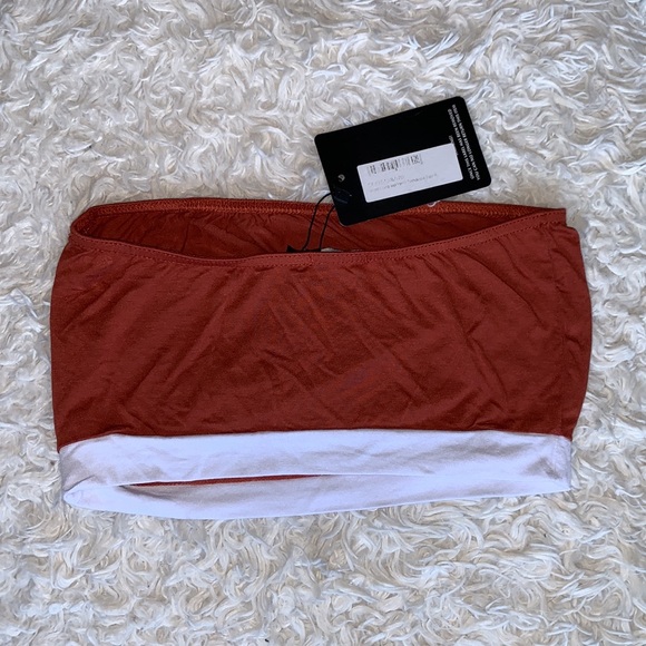 NWT PrettyLittleThing Rust Bandeau Crop Top - Picture 3 of 3
